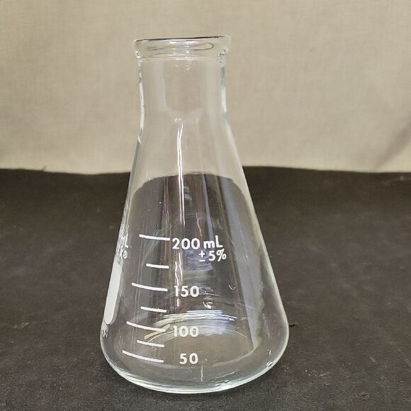 Pyrex Glass Flask Trio..PYREX GRADUATED ERLENMEYER FLASKS - Picture 4 of 11